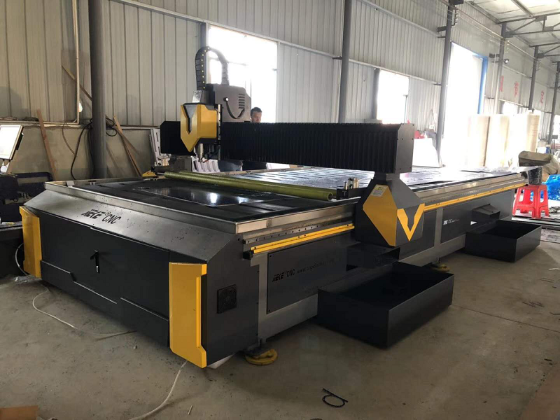 鋁板雕刻機下刀深度要如何控制