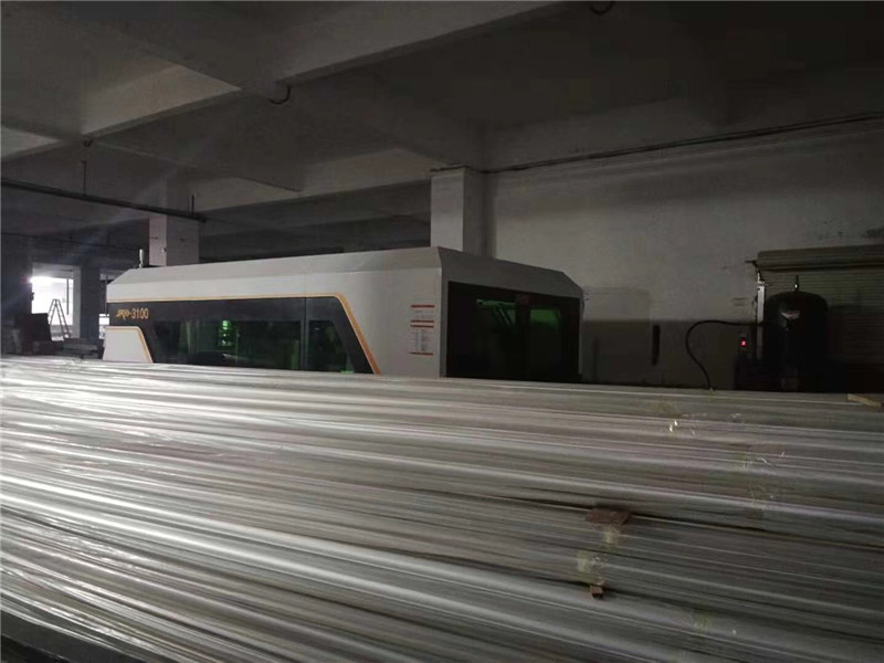 深圳市龍崗區XX機箱廠(chǎng)