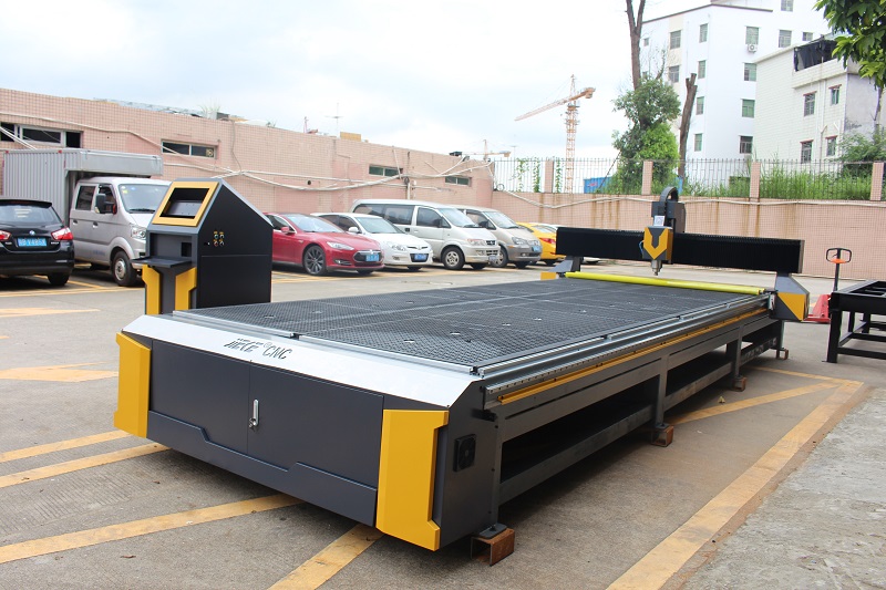 學(xué)會(huì )保養鋁單板雕刻機 輕松延長(cháng)壽命