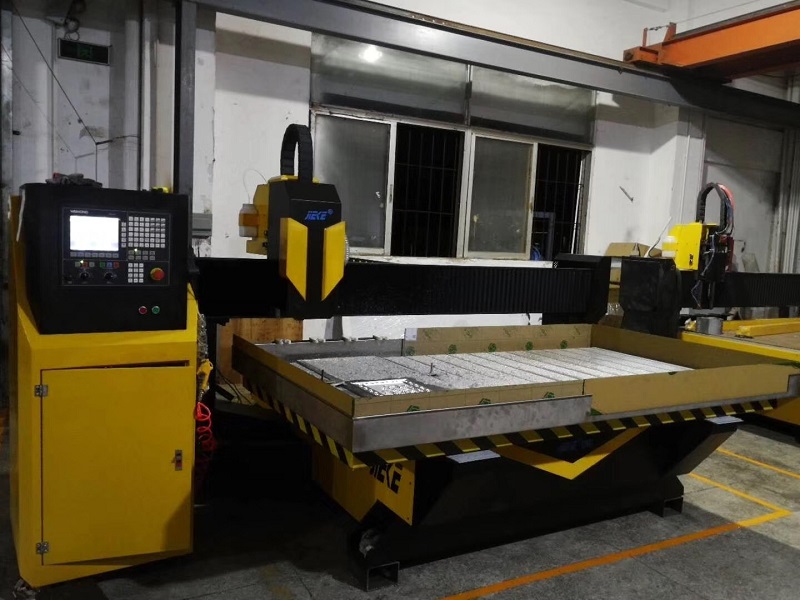 鋁板下料機怎么保養可以增加設備壽命