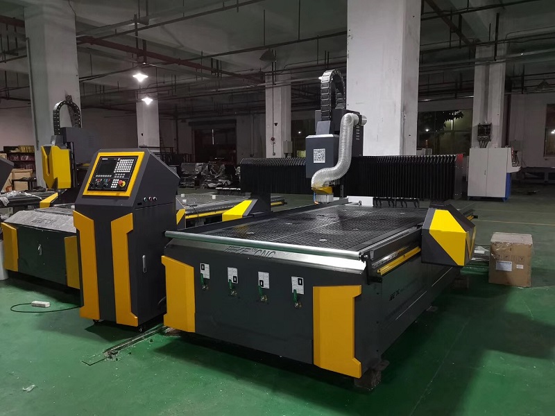 玻纖板開(kāi)料機精度如何檢測