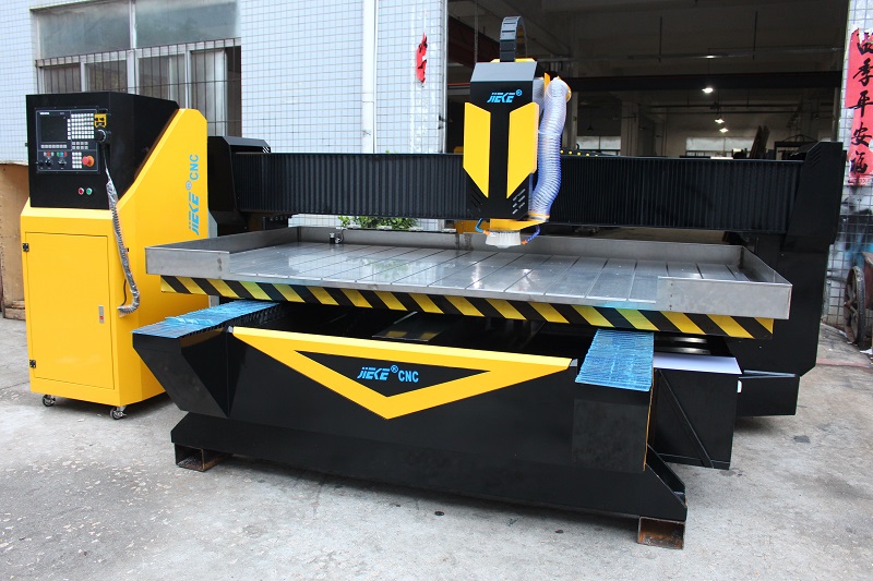 質(zhì)量好的鋁板雕刻機有哪些優(yōu)勢特點(diǎn)